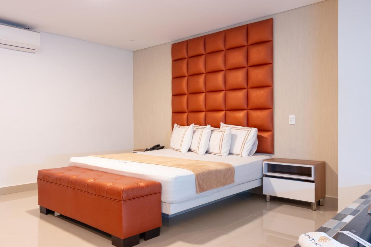 Infinity Hotel ميديلين المظهر الخارجي الصورة
