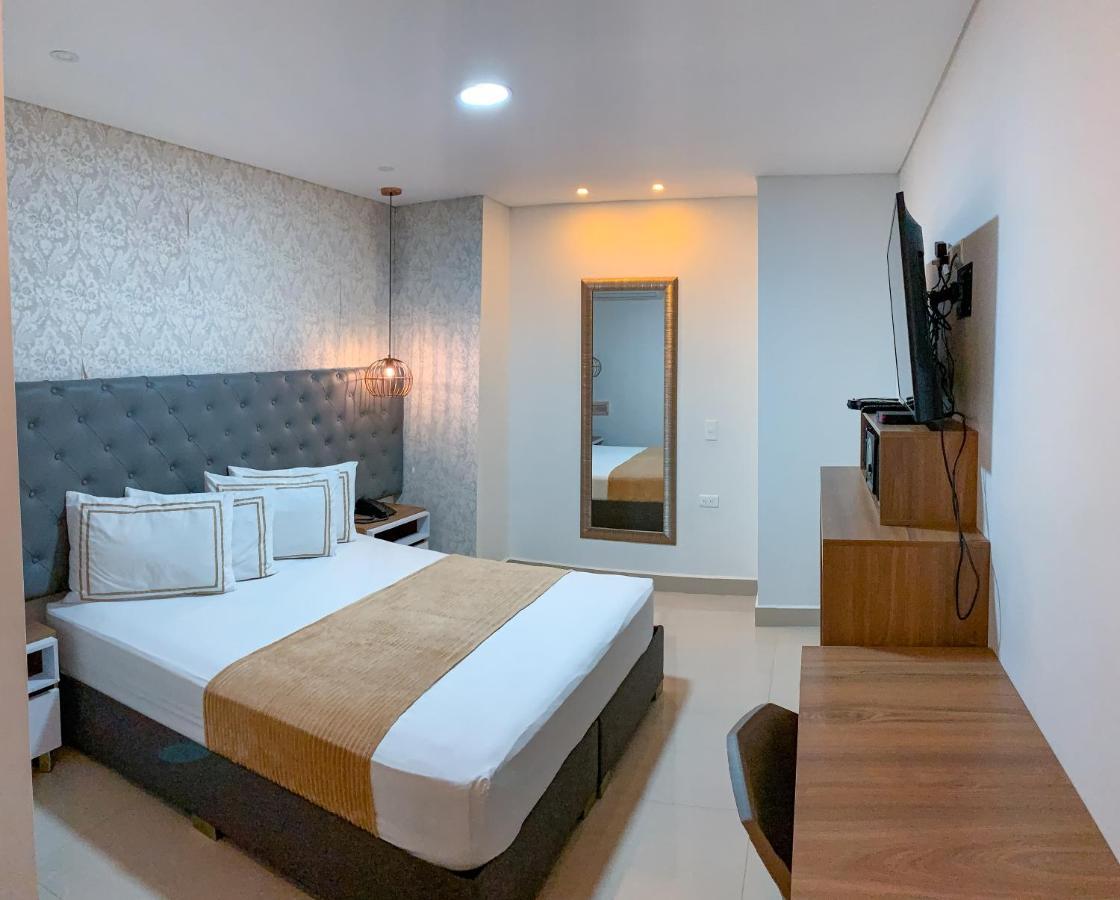 Infinity Hotel ميديلين المظهر الخارجي الصورة