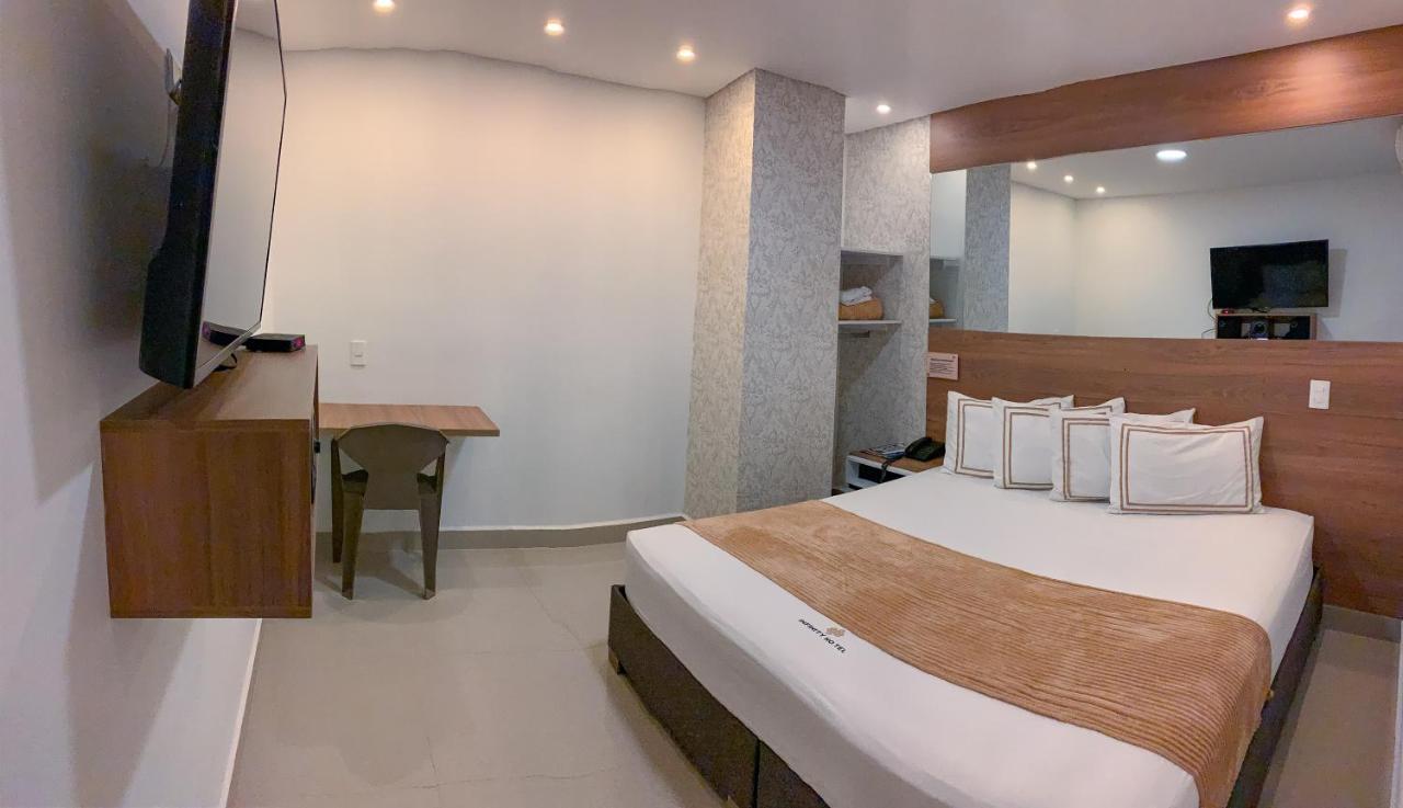 Infinity Hotel ميديلين المظهر الخارجي الصورة