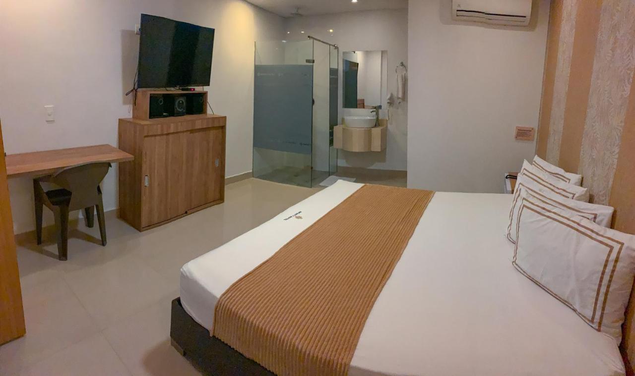 Infinity Hotel ميديلين المظهر الخارجي الصورة