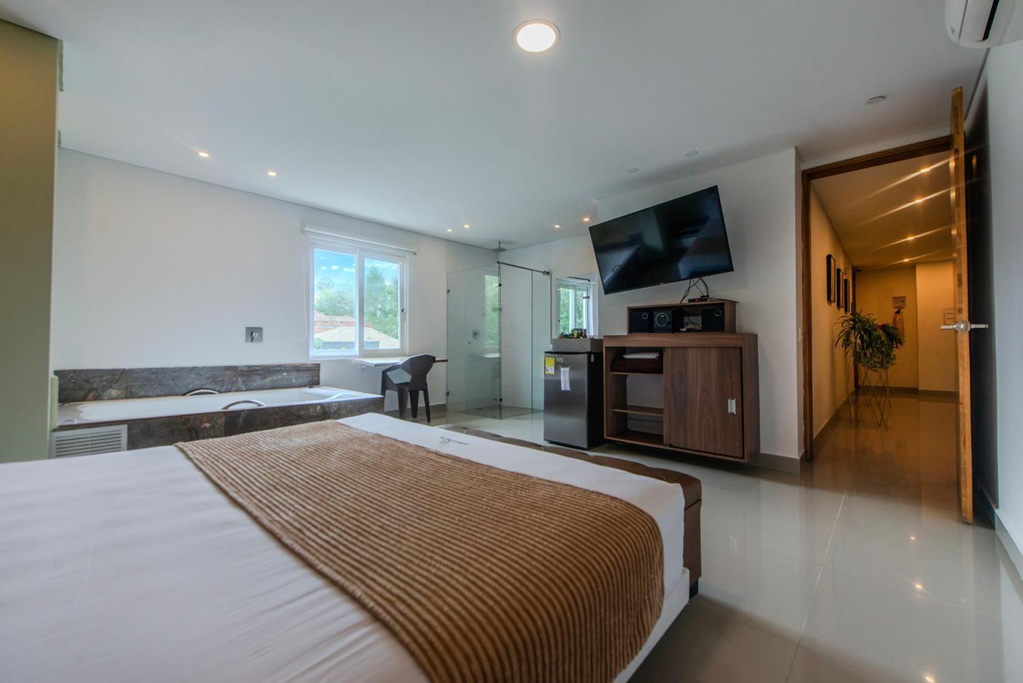 Infinity Hotel ميديلين المظهر الخارجي الصورة